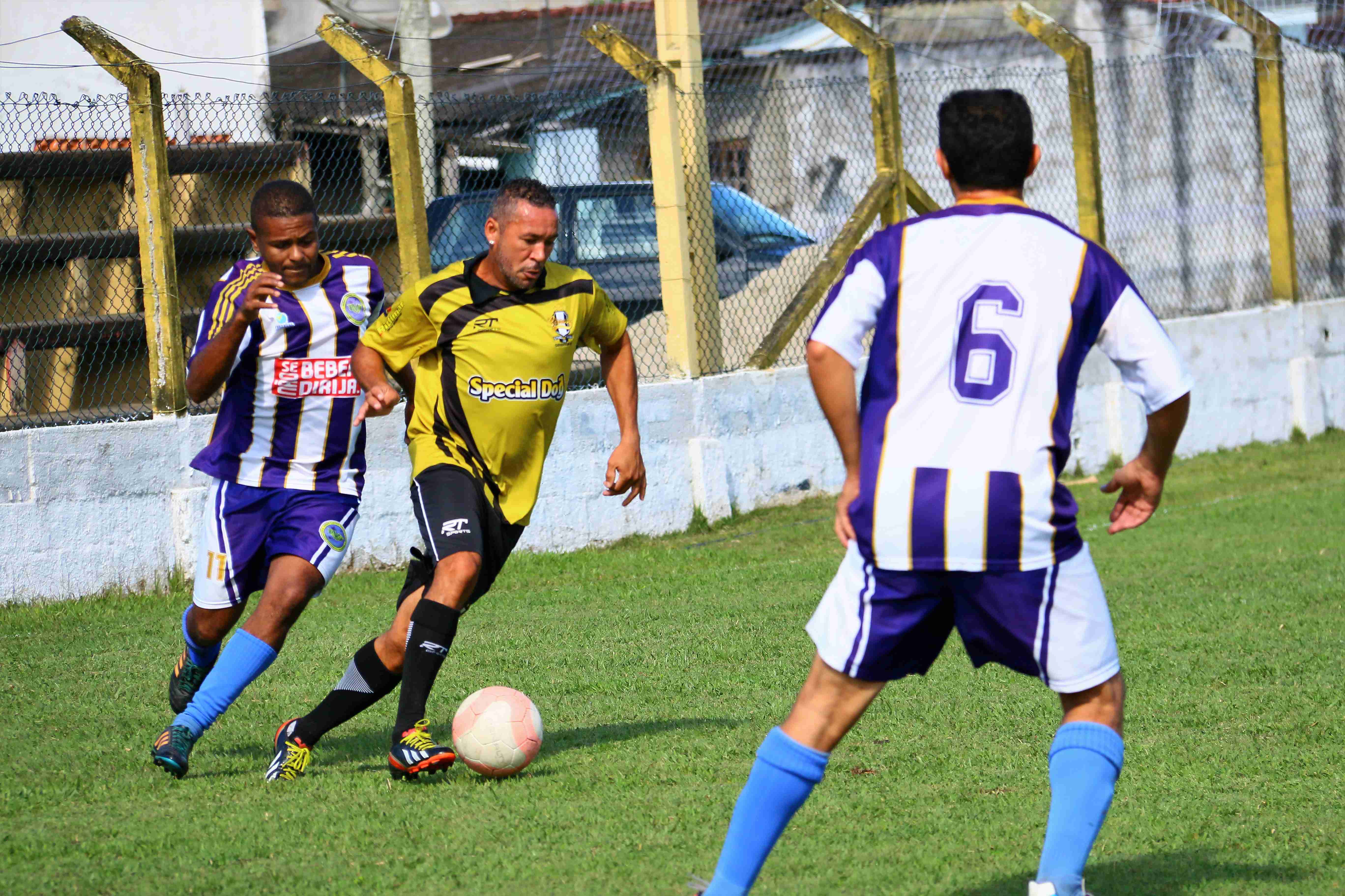 V Copa Brahma de Futebol tem 35 gols em 8 jogos