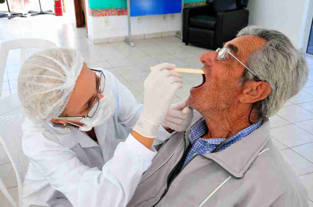 Secretaria de Saúde realiza capacitação para dentistas e auxiliares do SUS (Foto: Luís Gava/PMC)