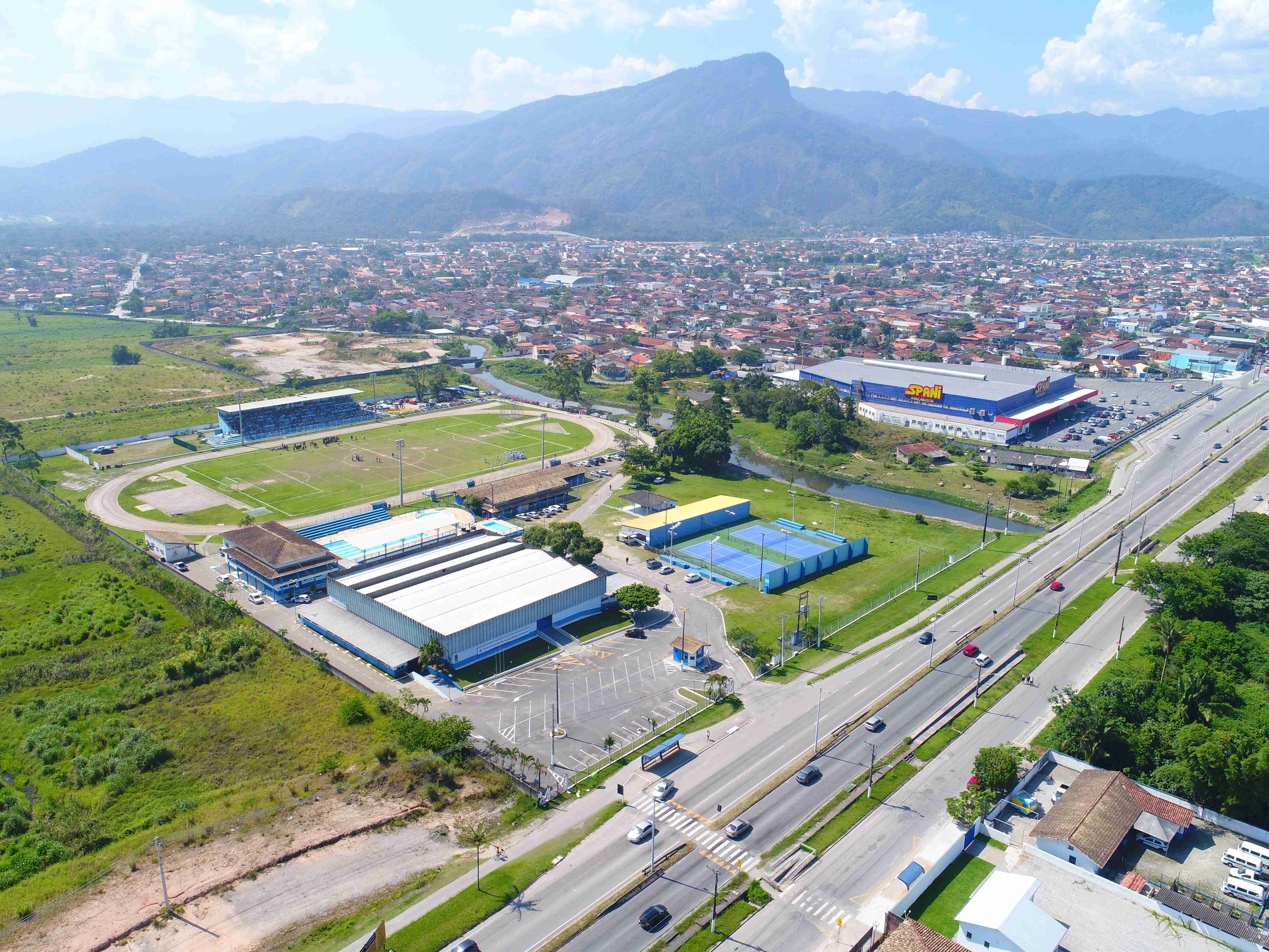 Caraguatatuba assina convênio para construção de pista de skate no Centro Esportivo (Foto: Claudio Gomes/PMC)