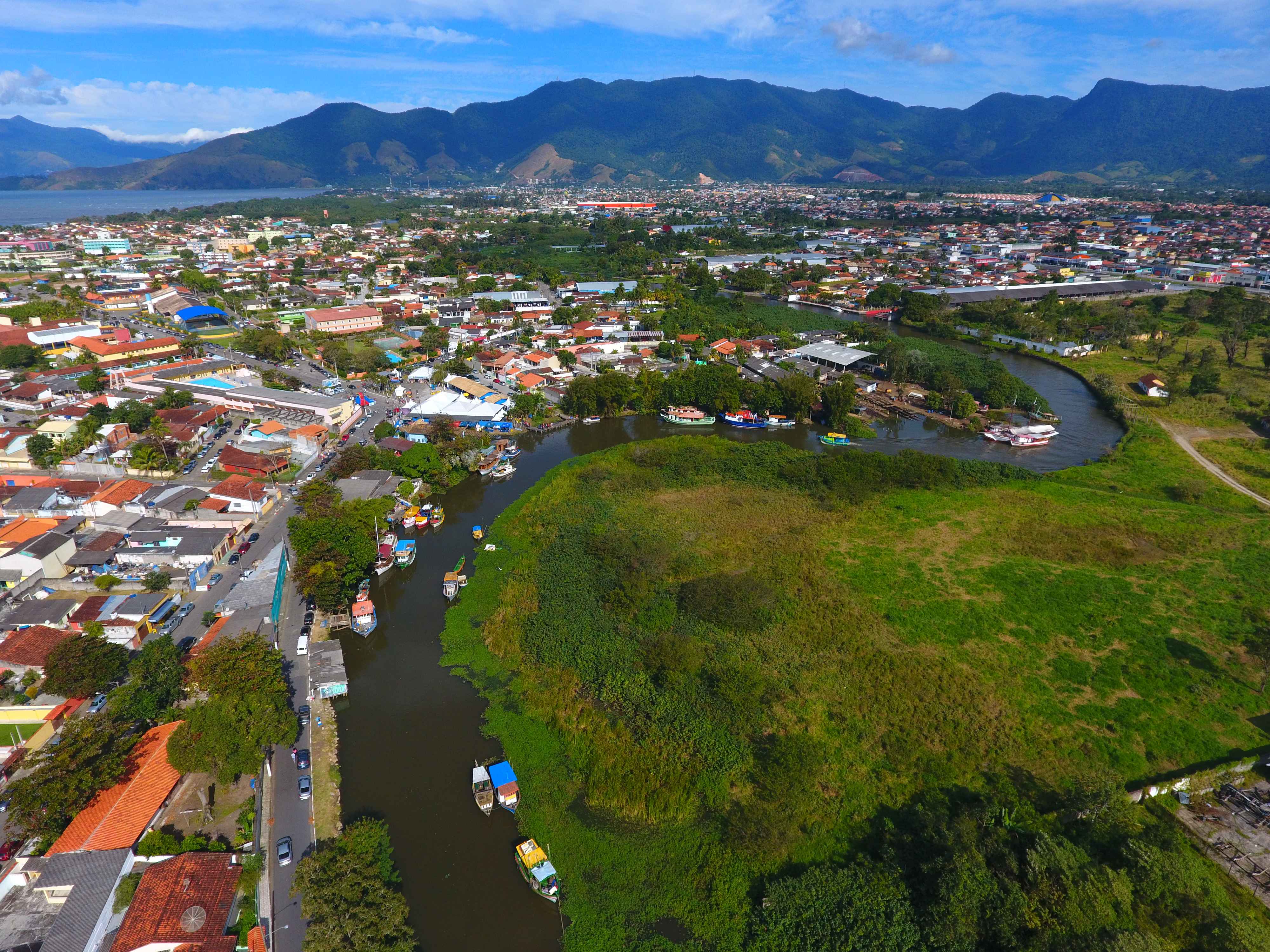 Já começaram os estudos para estabilização e revitalização do rio Juqueriquerê (Fotos: Cláudio Gomes/PMC)