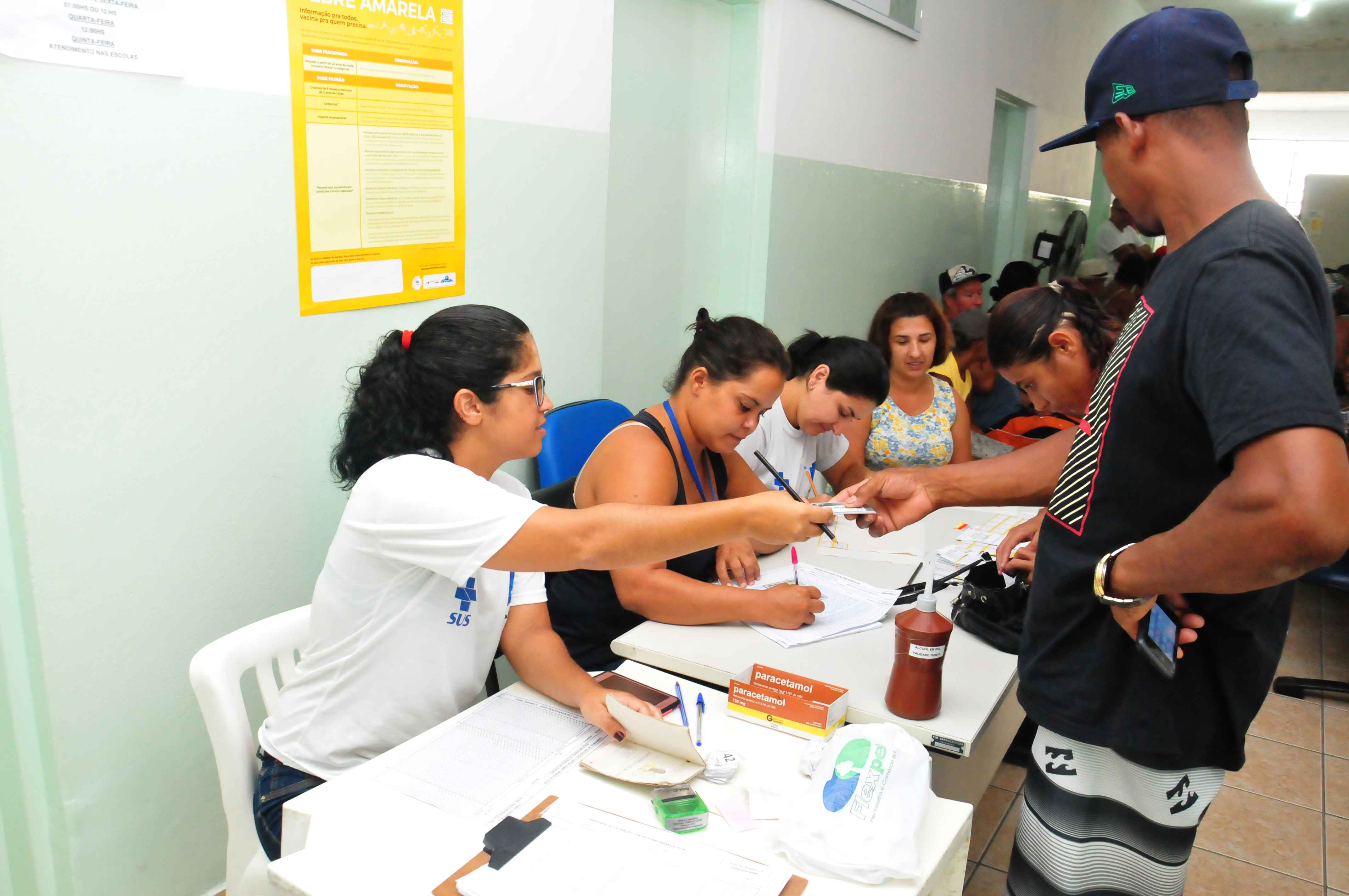 Saúde imuniza oito mil pessoas contra a febre amarela em Caraguatatuba