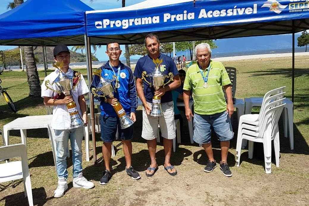 I Torneiro de Xadrez da Praia Acessível começou hoje (14) – Prefeitura de  Caraguatatuba