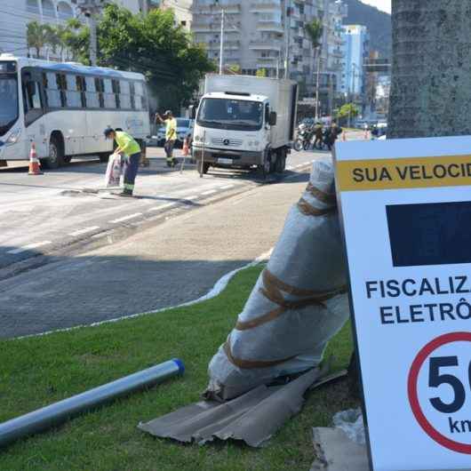 Prefeitura troca radar por lombada eletrônica na avenida da praia tornando trânsito mais seguro