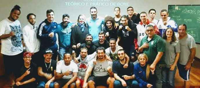 Professores de boxe de Caraguatatuba participam de Seminário  no Centro Olímpico de São paulo