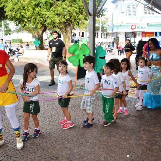 Praça do Caiçara recebe atividades recreativas do Folclore em festa