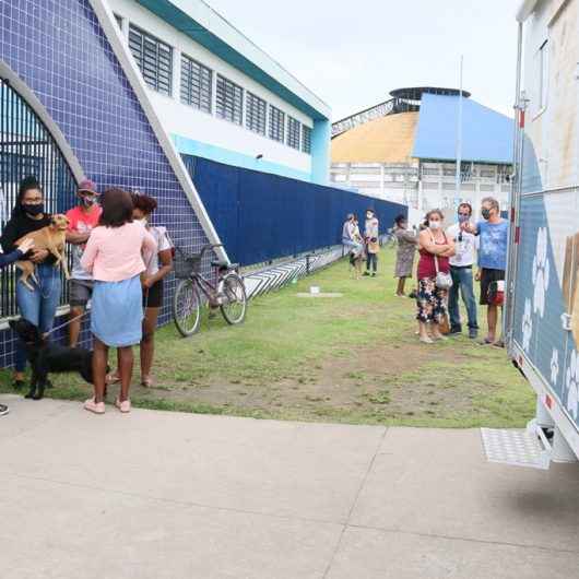 Prefeitura de Caraguatatuba leva Zoomóvel ao Jardim Tarumãs e realiza 28 atendimentos