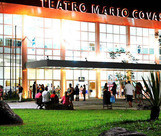 Teatro Mário Covas, de Caraguatatuba, completa 18 anos