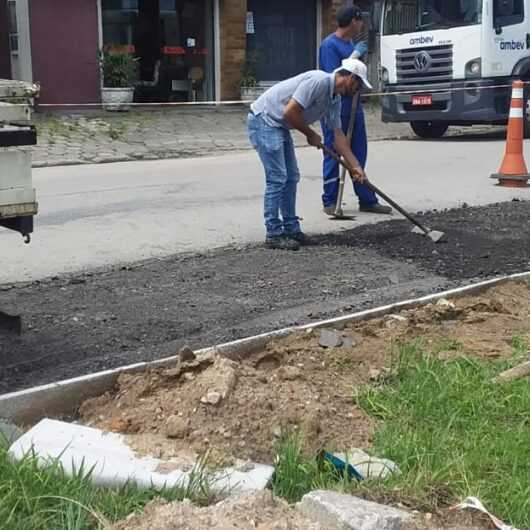 Prefeitura de Caraguatatuba realiza mais de 410 serviços de tapa-buracos em janeiro