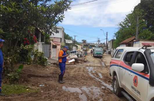 Alertas, monitoramento eletrônico e orientações garantem acompanhamento de áreas de risco de Caraguatatuba