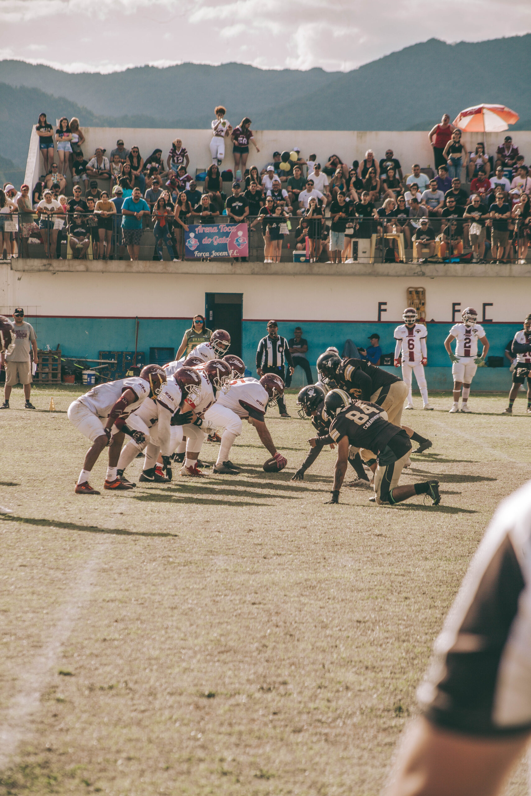 Time de futebol americano de Caraguatatuba vence partida em São