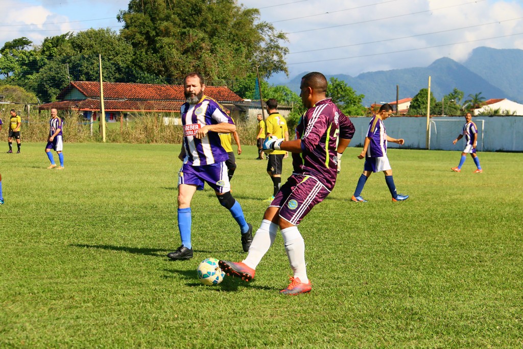 Torneio de Aniversário de Futebol de Campo: Equipes conquistam últimas  vagas das Oitavas de Final – Prefeitura de Caraguatatuba