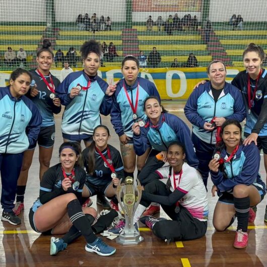 Equipe de Futsal Feminino de Caraguatatuba é vice-campeã da XVI Copa Mantiqueira de Futsal