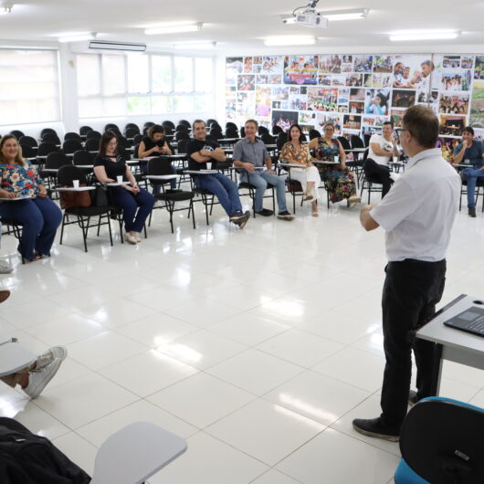 Prefeitura de Caraguatatuba recebe workshop sobre tecnologia e inovação pelo Senai