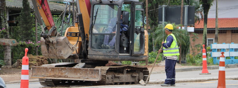 Prefeito de Caraguatatuba acompanha início das obras de recuperação da Rodovia SP-55