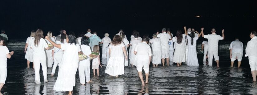 Festa de Iemanjá de Caraguatatuba chega a 40ª edição e conta com a participação de 50 casas religiosas