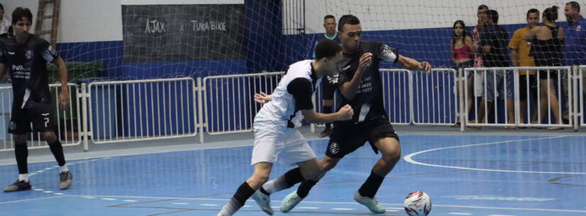 Quatro times avançam para as semifinais do Campeonato Municipal de Futsal série Prata em Caraguatatuba