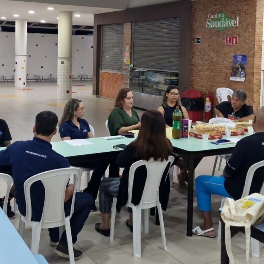 Prefeitura de Caraguatatuba participa de palestra sobre gestão de resíduos na 3ª reunião de núcleo no Santamarina