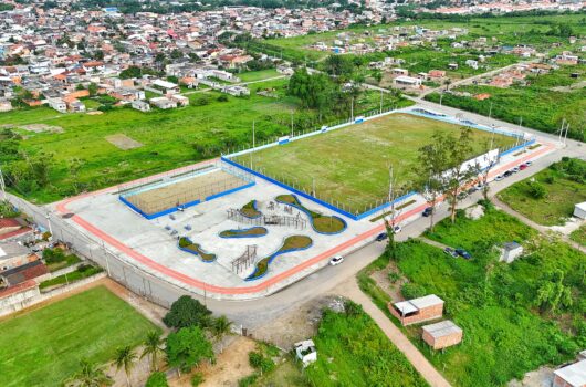 Prefeitura de Caraguatatuba inaugura Praça Esportiva e de Lazer no Perequê-Mirim