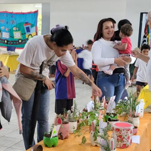 Escolas Municipais de Caraguatatuba do Barranco Alto e Praia das Palmeiras realizam Feira de Empreendedorismo