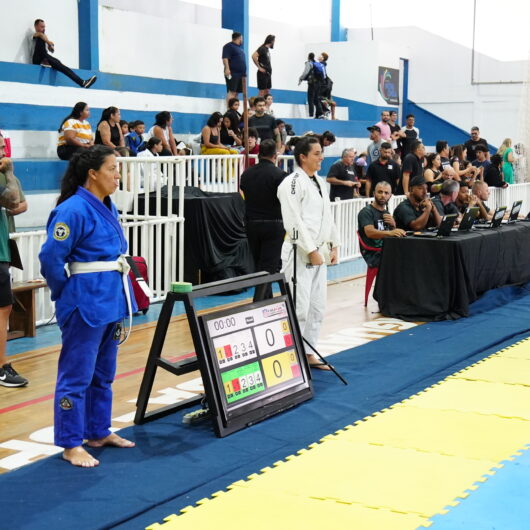 Equipe de Caraguatatuba é campeã da Copa Caiçara de Jiu-Jitsu