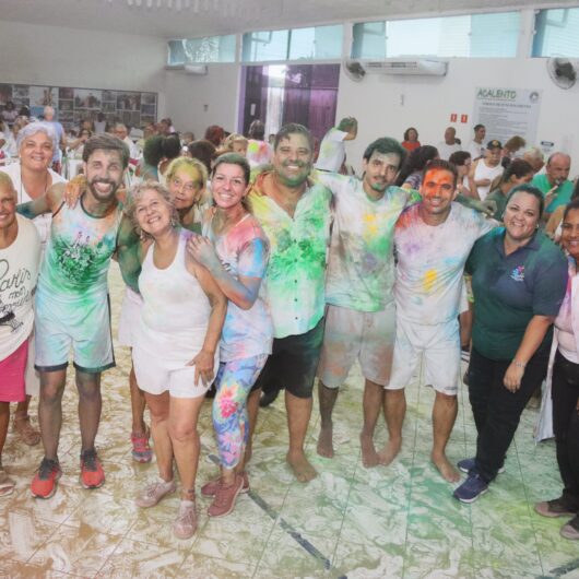 Festa das Cores reúne 300 pessoas para comemorar aniversariantes do mês dos usuários do Ciapi