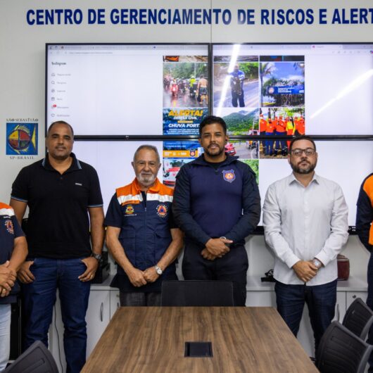 Equipe da Defesa Civil de Caraguatatuba visita Centro de Gerenciamento de Crise da Defesa Civil de São Sebastião