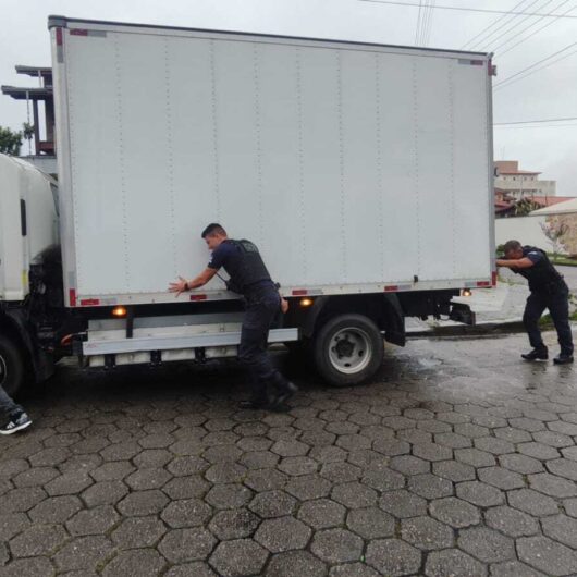 GCM de Caraguatatuba reforça ações de segurança com a população no fim de semana