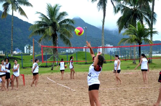 Caraguatatuba abre processo seletivo para contratação de profissionais de Educação Física e Formadores Esportivos