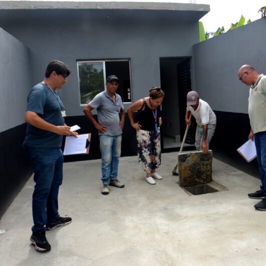 Fiscalização no bairro Massaguaçu segue na investigação de imóveis sem ligação à rede de esgoto