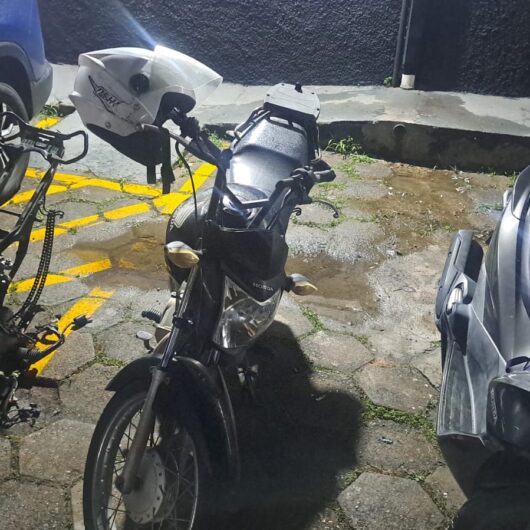 GCM de Caraguatatuba localiza três motos roubadas no Jardim Gaivotas